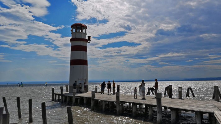 Maják Podersdorf na Neziderském jezeře